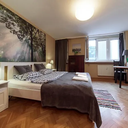 Apartman Sliska 10 *